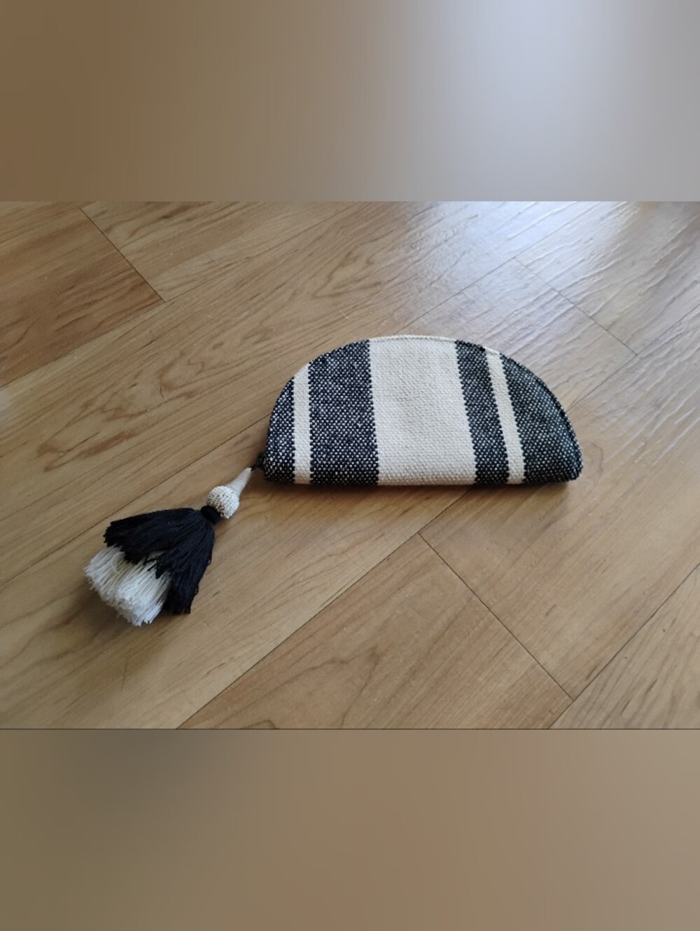 Universal Thread black and white canvas boho clutch